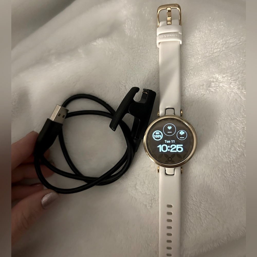 Garmin Lily Watch